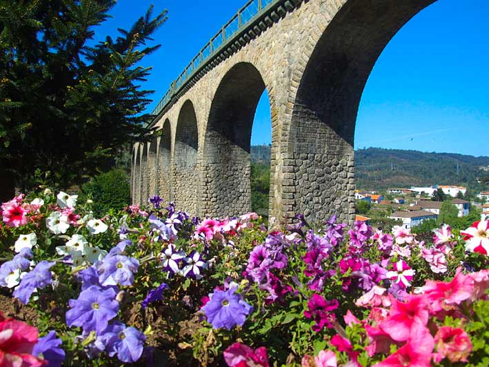 Antiguo Puente del ferrocarril de Vouzela.