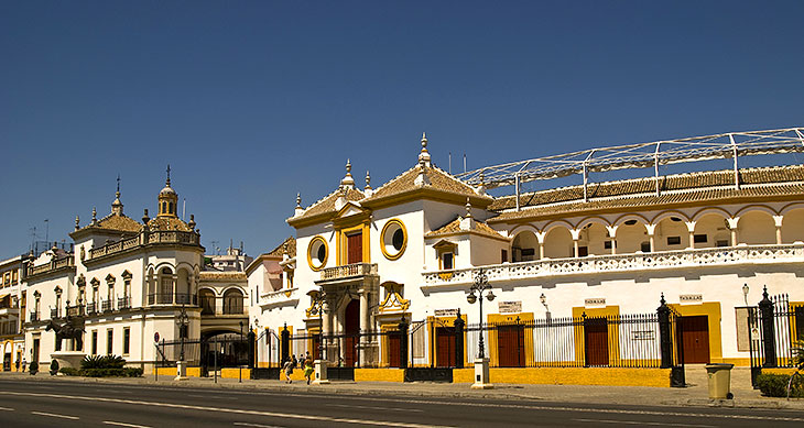 Plaza de la Maestranza i Sevilla