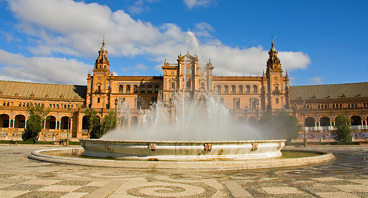 Fontänen på Plaza de España