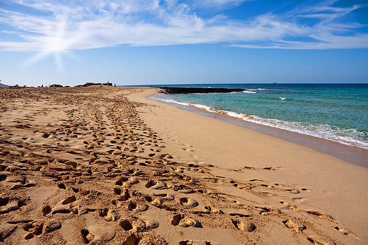 Pláž na ostrově Fuerteventura