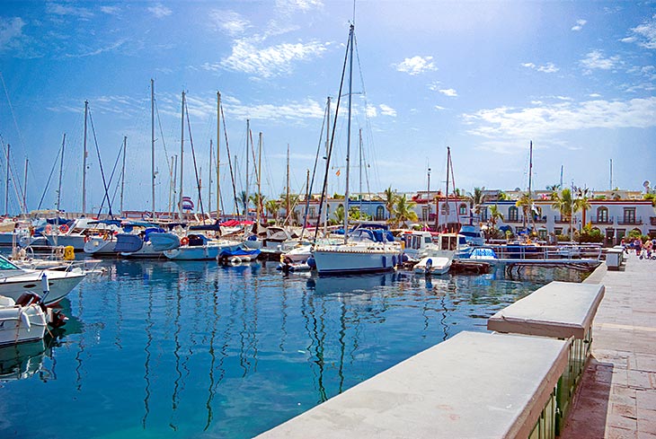 Havnen i Puerto de Mogán