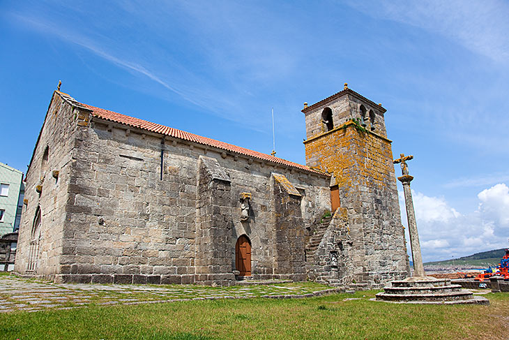La chiesa di Laxe